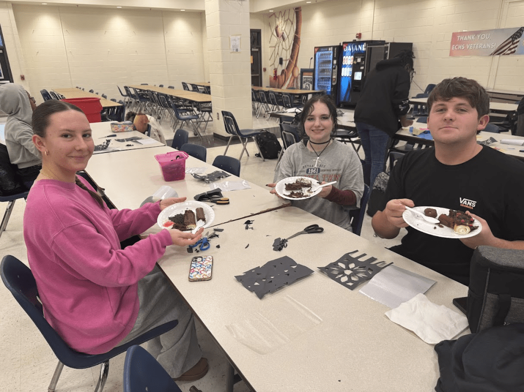 “Joyeux Noel” from EC’s French&nbsp;Club!